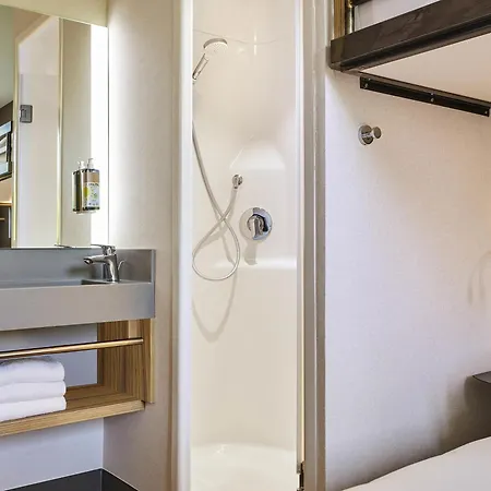 Ibis Budget Paris Porte De La Chapelle - Arena-3